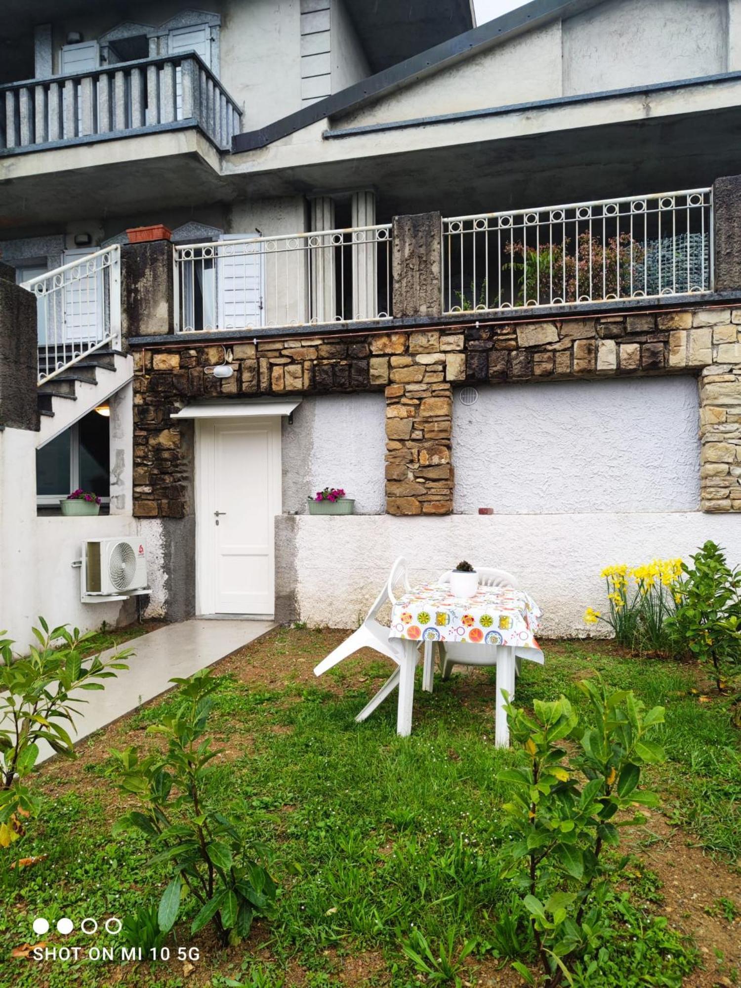 Swimming And Sun Apartment Gandosso Exterior photo